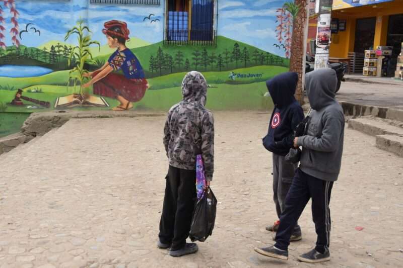 Niños migrantes guatemaltecos en un refugio en México.