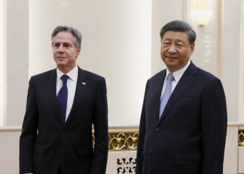 El secretario de Estado de EEUU, Antony Blinken con el gobernante chino Xi Jingpin.