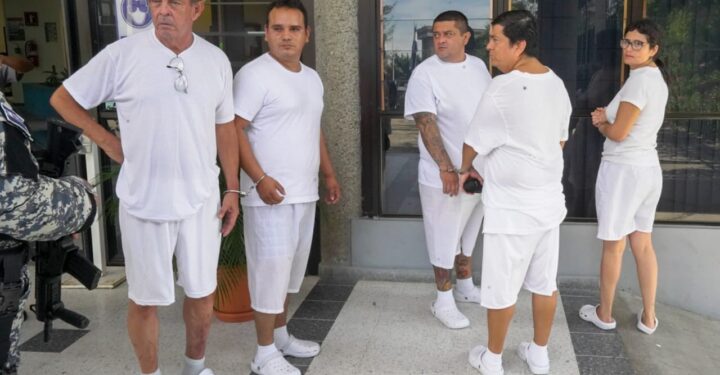 Prisión provisional para 5 implicados en tragedia del Estadio Cuscatlán en El Salvador