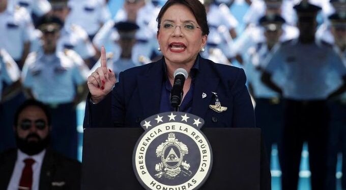 Congresista de EEUU dice que gobierno hondureño no es transparente
