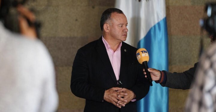 Guatemala atenta por prestamistas-estafadores colombianos que huyen de El Salvador