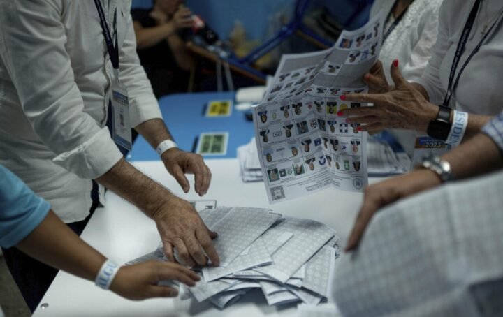 Junta Electoral cita a partidos guatemaltecos para revisión y recuento de votos