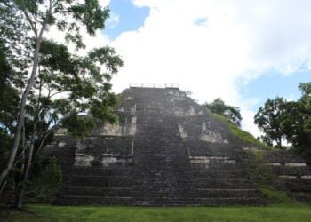 Una fuerte sequía y luchas de poder habrían causado el colapso maya, según estudios