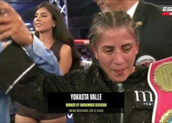 La tica Yokasta Valle retiene su título en las 105 libras