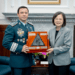 El general Henry Reyes Chigua, ministro de Defensa de Guatemala, fue recibido este miércoles por la presidenta taiwanesa, Tsai ing-wen.