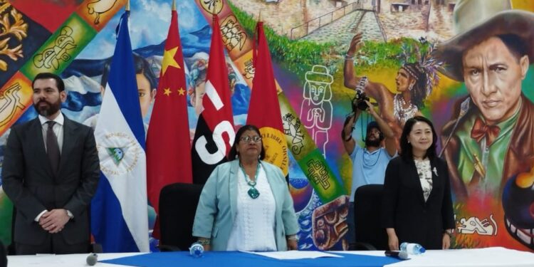 La dictadura de Nicaragua pretende enseñar el mandarín en todo el sistema educativo