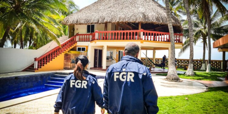 Casas, ranchos de playa y haciendas de narcos pasan a manos del estado salvadoreño