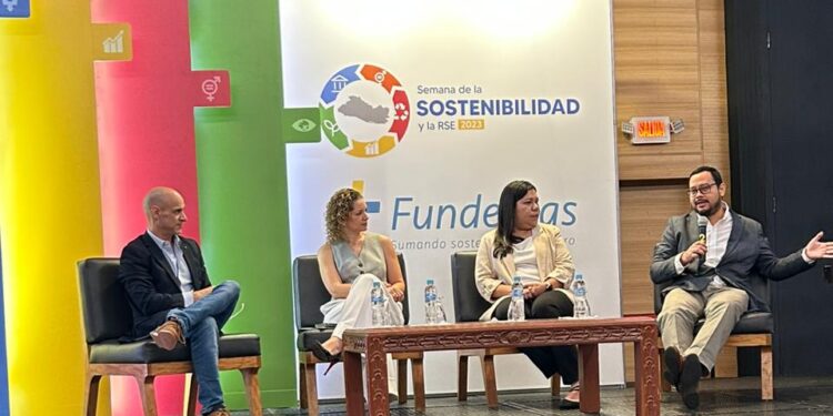 Desarrollo, equidad y compromiso ambiental durante la Semana de la Sostenibilidad en El Salvador