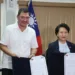 Julius Espat, ministro de Desarrollos y Vivienda de Belice y Lily Li-Wen Hsu, embajadora de la República de China (Taiwán).
