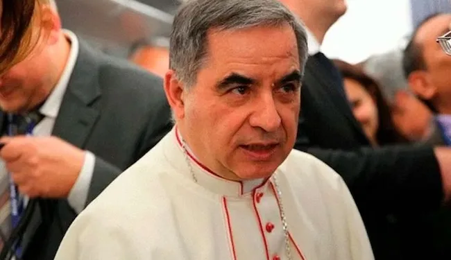 Corte del Vaticano condena al Cardenal Angelo Becciu a 5 años de cárcel