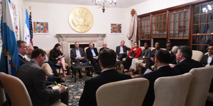 Presencia de congresistas de EEUU genera expectativas entre políticos hondureños