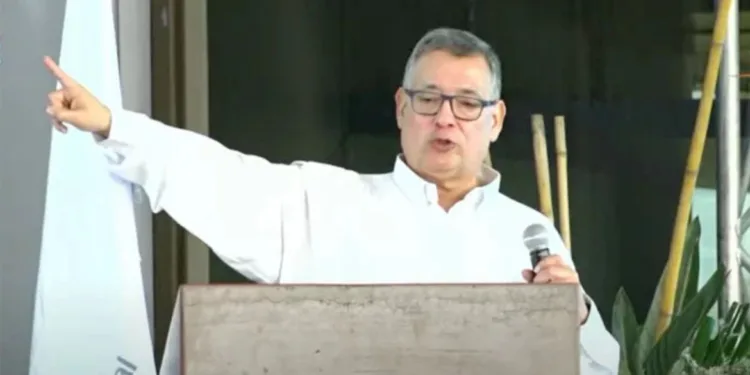 Lamentos y refunfuños en gobierno de Honduras por ministro incluido en la Lista Engel