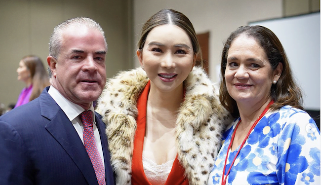 Propietaria de Miss Universo respalda a organizadora de Miss Nicaragua obligada a renunciar por la dictadura