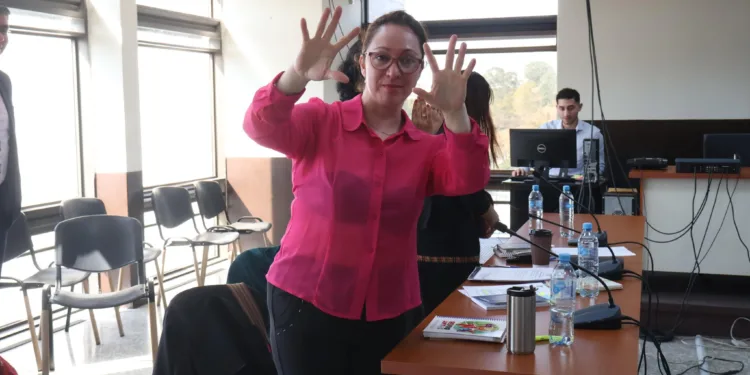 Exfiscal contra la impunidad de Guatemala recobra libertad y tiene arresto domiciliario