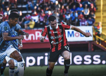 En Costa Rica Liga Deportiva Alajuelense cayó 1-0 ante el Cartaginés.