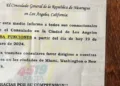 Un cartel anuncia el cierre del consulado nicaragüense en Los Ángeles.
