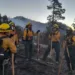 Fuego avanza en Volcán de Agua de Guatemala; gobierno dice que lo ha controlado un 40 %