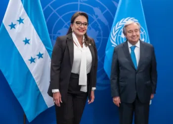 Xiomara Castro, presidenta de Honduras, y António Guterres, secretario general de la ONU.