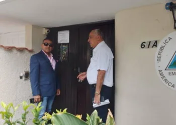 La embajada de Nicaragua en Panamá, refugio del expresidente Ricardo Martinelli, condenado por corrupción.