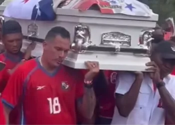 Miles de panameños le dicen adiós al “Matador” Tejada
