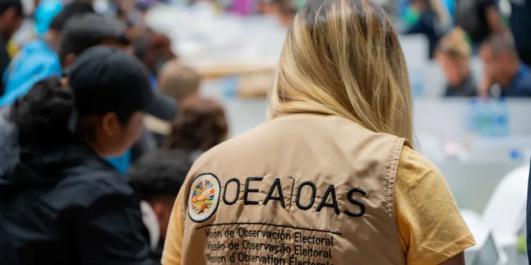 La Misión Electoral de la OEA preocupada por retraso en escrutinio final en El Salvador