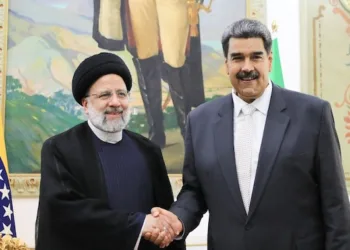 El gobernante venezolano Nicolás Maduro junto al presidente iraní Seyed Ebrahim Raisi en 2023.