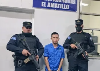 Dictadura de Nicaragua deporta a El Salvador a supuesto marero