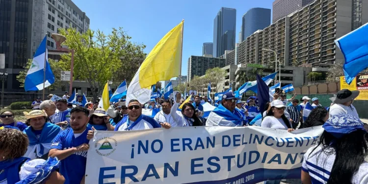 Exiliados marchan en EEUU conmemorando masacres de abril de 2018 en Nicaragua