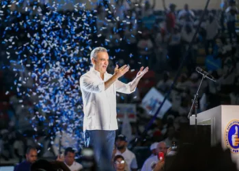 Luis Abinader, presidente de la República Dominicana, candidato a la reelección y favorito en las encuestas.
