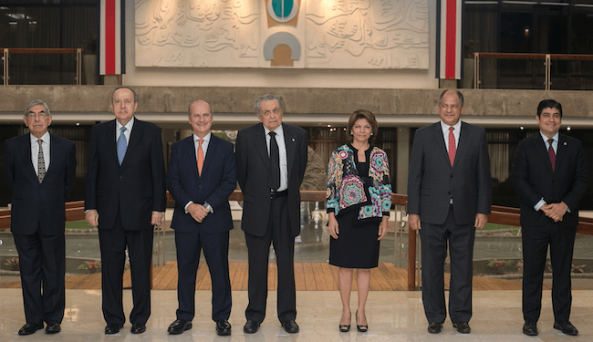 Expresidentes de Costa Rica critican severamente a Rodrigo Chaves por sus declaraciones y gestión