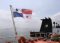 Un buque con bandera panameña