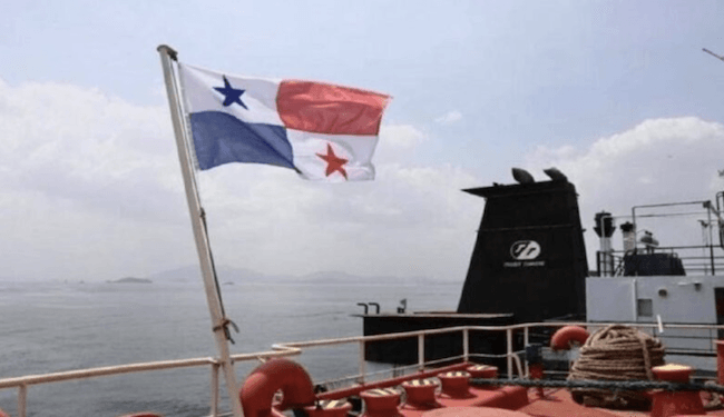 Senadores EEUU piden a Panamá eliminar la bandera panameña a buques que transporten petróleo iraní