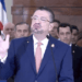 Presidente costarricense  fustiga iracundo a Fiscalía y defiende a acusados de sobreprecios en Seguro Social