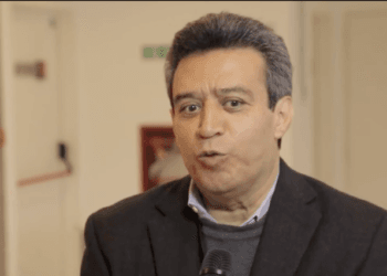 Fiscalía salvadoreña acusa a exsecretario presidencial por lavado de dinero y enriquecimiento ilícito