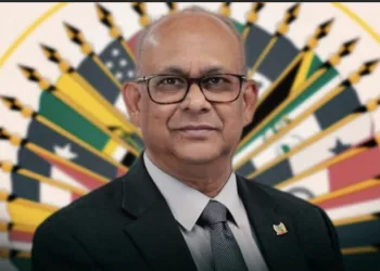 La OEA elige a canciller de Surinam como su próximo Secretario General
