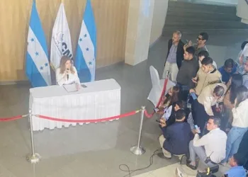 El desafío del silencio electoral en Honduras, donde las redes sociales están en vacío legal