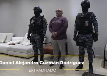 Guatemala extradita a El Salvador a hombre requerido por narcotráfico y homicidio