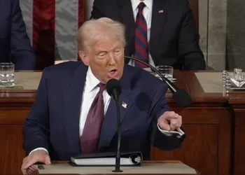 El Canal de Panamá, migración y la MS-13 presentes en discurso de Trump ante el Congreso