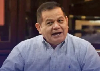 Exjefe del Estado Mayor de Honduras  entre los más buscados por la Interpol