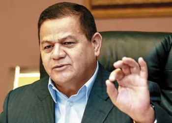 General retirado denuncia persecución política tras su inclusión en la lista de los más buscados de Honduras