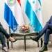 Presidenta de Honduras habla de integración con su homólogo paraguayo y visita a Pepe Mujica