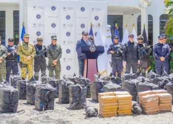 El Salvador incauta más de 10 toneladas de droga en 3 meses