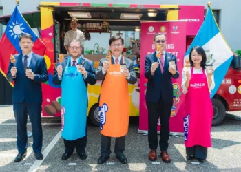 Un viaje de sabor y amistad: Guatemala y Taiwán celebran su relación con café, pastel de pollo y un food truck