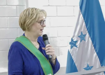 Embajadora de EEUU llama a Honduras a prepararse para tener elecciones generales transparentes