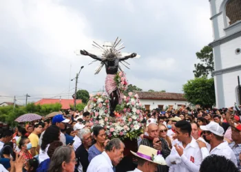 Obispo exiliado de Managua condena represión religiosa en Nicaragua: “Lo que no podrán impedir es que el Crucificado revele su victoria”