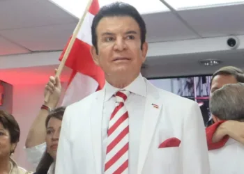 Candidato presidencial hondureño vuelve a criticar a la CELAC y al gobierno por la Cumbre de Tegucigalpa