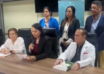 Médicos levantan paro tras acuerdo con el Gobierno; hospitales públicos retoman atención en Honduras