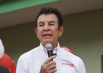 Salvador Nasralla respalda a consejeras electorales en Honduras y acusa al Gobierno de sabotear la democracia