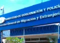Policía de Costa Rica arresta a 35 extranjeros, 32 de ellos nicaragüenses, 2 australianos y un panameño