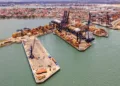 Panamá descarta comunicaciones con China y confirma que espera avances en venta de puertos